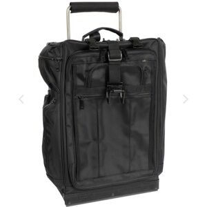 NEW IN BOX LUGGAGE WORKS 22” STEALTH SERIES PILOT / FLIGHT CREW SUITCASE BAG
